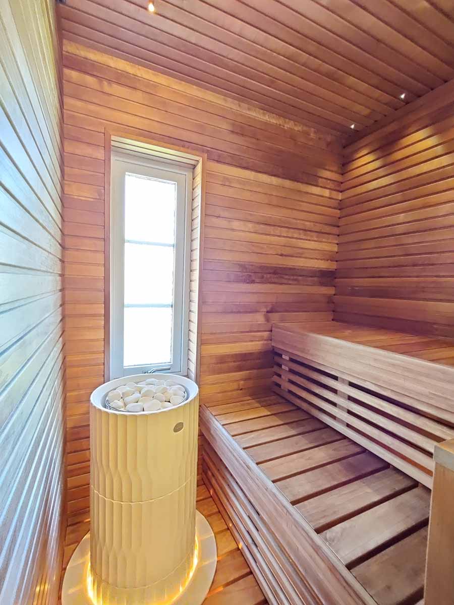 Flot sauna i lækkert træ